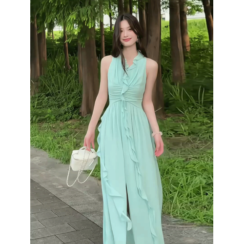 法式氣質掛脖雪紡連衣裙女夏季小衆設計感荷葉邊收腰a字氣質長裙