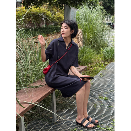 周浪清藍色亞麻法式連衣裙女2025新款夏季薄款翻領寬松中長款裙子