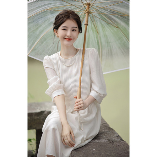 歐洲站夏裝女2025年新款茶歇法式赫本風長裙高級感褶皺白色連衣裙