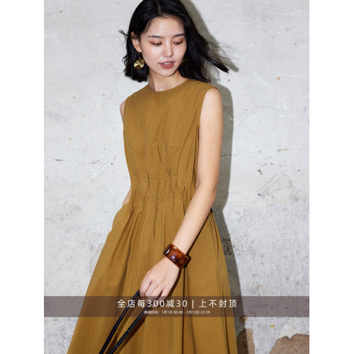 芝美日禾 自然褶皺收腰背心連衣裙焦糖色全棉無袖極簡通勤復古
