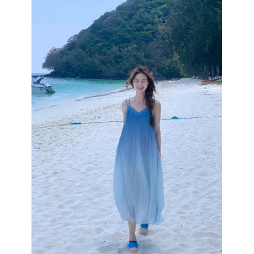 海南三亞度假沙灘裙泰國巴厘島拍照長裙雲南大理洱海穿搭連衣裙女