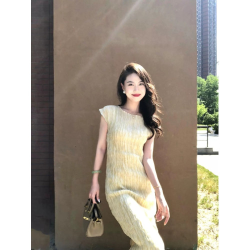 歐洲站2025新款法式顯瘦絕美長裙氣質高級感褶皺黃色連衣裙女夏季