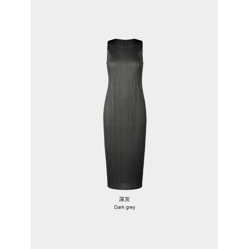卿北丨三宅褶皺簡約連衣裙基礎款內搭外穿顯瘦中長款IM33PP0611R