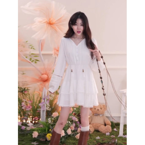 法式氣質白色v領襯衫連衣裙女春秋小個子腰帶收腰蓬蓬a字蛋糕短裙