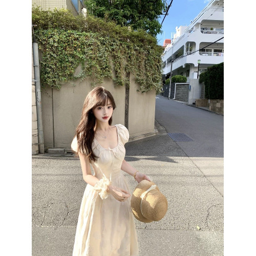 法式溫柔風泡泡短袖收腰連衣裙女夏季甜美氣質修身顯瘦長款A字裙