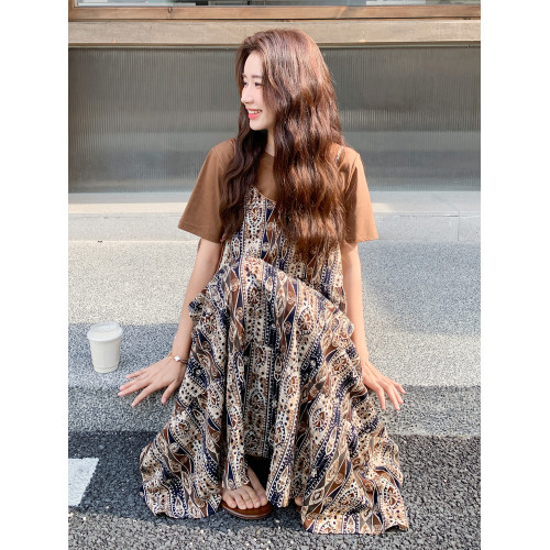 復古碎花吊帶連衣裙T恤套裝女2025夏季新款法式高級感顯瘦中長裙