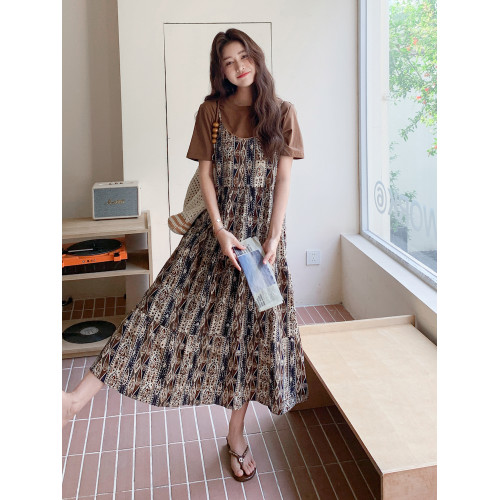 復古碎花吊帶連衣裙T恤套裝女2025夏季新款法式高級感顯瘦中長裙