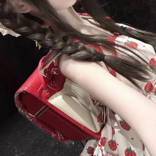 少女甜妹穿搭吊帶小裙子女兒服夏季草莓蛋糕海邊度假連衣裙小個子