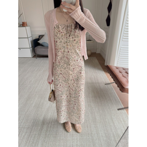 跳轉新店拍南法少女清新手繪碎花吊帶方領連衣裙+高腰A字魚尾半裙