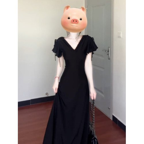 法式小飛袖黑色v領連衣裙子女夏季2025新款今年流行漂亮收腰長裙
