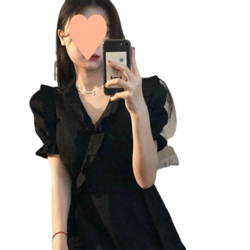可鹽可甜短袖氣質小黑裙木耳邊V領連衣裙女學生夏系帶收腰a字