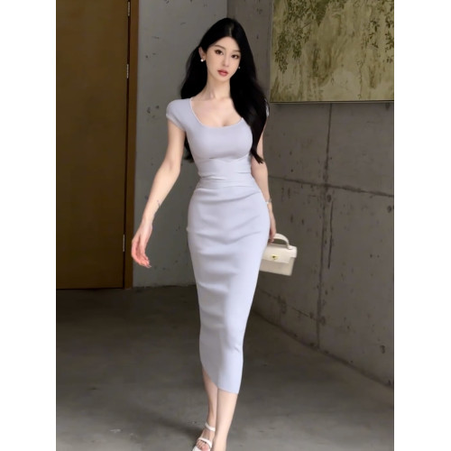 法式氣質紫色短袖連衣裙女夏季2025新款純欲辣妹修身後媽包臀長裙
