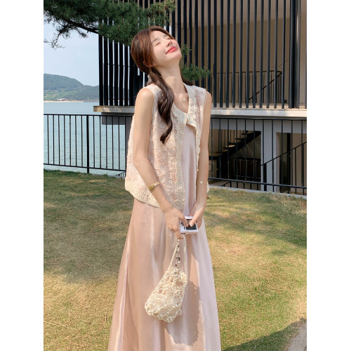 提花馬甲粉色吊帶連衣裙套裝2025新款女夏法式千金感巨好看兩件套