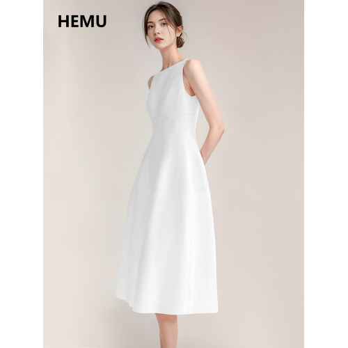 白色連衣裙女夏法式一字肩長裙初戀領証小白裙重要場合禮服高級感