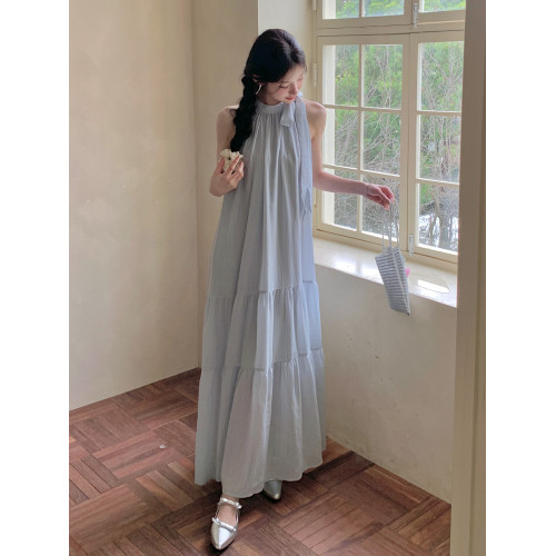 法式超仙藍色蝴蝶結掛脖連衣裙女2025夏季氣質絕美度假風露肩長裙