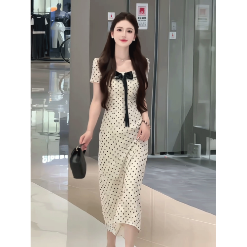 法式優雅氣質方領波點蝴蝶結連衣裙女2025夏季新款高級感顯瘦長裙