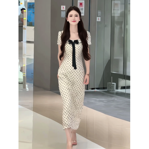 法式優雅氣質方領波點蝴蝶結連衣裙女2025夏季新款高級感顯瘦長裙