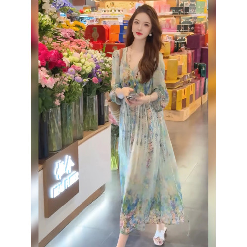 時尚真絲桑蠶絲v領裙子2025新款今年流行爆款夏日漂亮碎花連衣裙