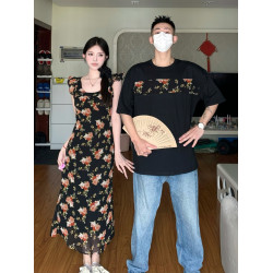 高級感情侶裝夏裝一裙一衣小衆設計感碎花女長裙男t恤2024新款潮