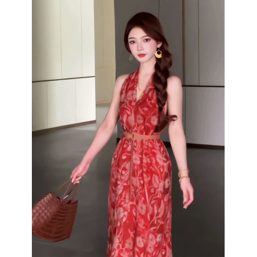 法式復古氣質印花無袖掛脖連衣裙女2025夏季新款高級感絕美長裙子