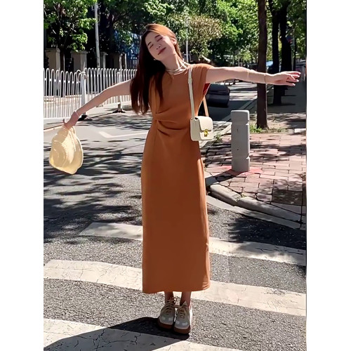 法式氣質t恤連衣裙女夏季2025新款高級感收腰顯瘦飛飛袖直筒長裙