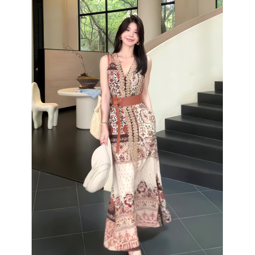 法式度假風印花無袖連衣裙女2025夏季設計感小衆百搭寬松顯瘦長裙