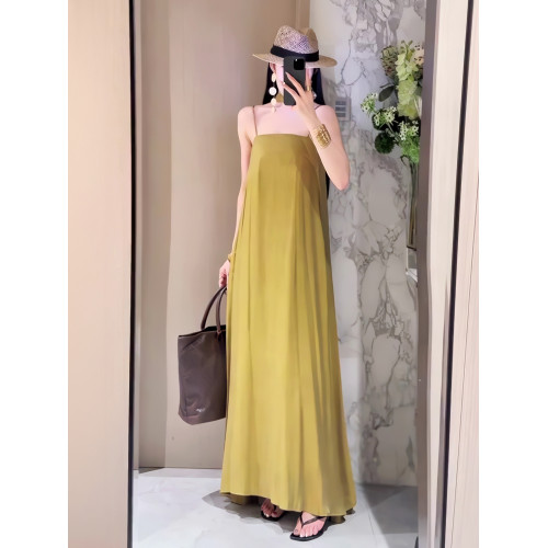 法式高級感氣質老錢風吊帶連衣裙女2025夏季新款時尚顯瘦寬松長裙