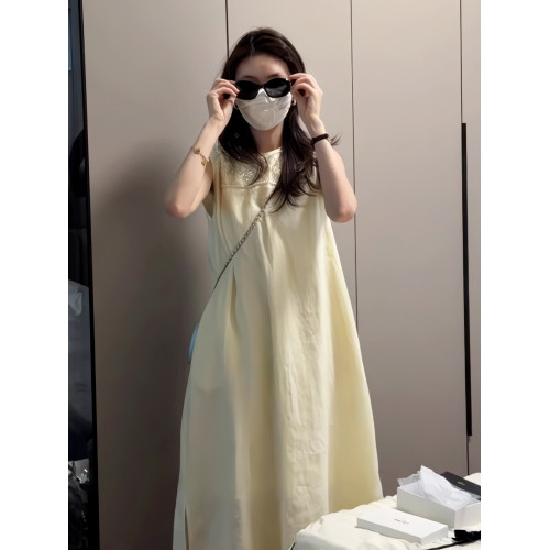 法式蕾絲拼接無袖背心連衣裙2025新款今年流行爆款度假長裙子女夏