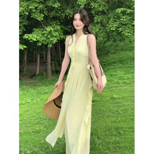 無袖V領掛脖連衣裙女裝2025夏季新款法式溫柔氣質荷葉邊飄逸長裙