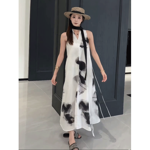 法式復古印花無袖飄帶連衣裙女2025年夏季新款氣質高級感寬松長裙