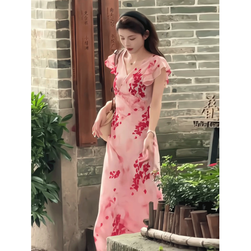 法式海邊度假風V領碎花連衣裙女2025夏季新款甜美風收腰顯瘦長裙