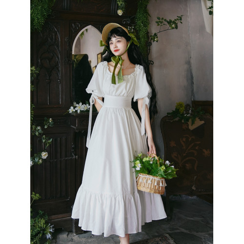 彌愛原創《小白裙》法式復古方領顯瘦高腰大擺浮雕肌理感連衣裙