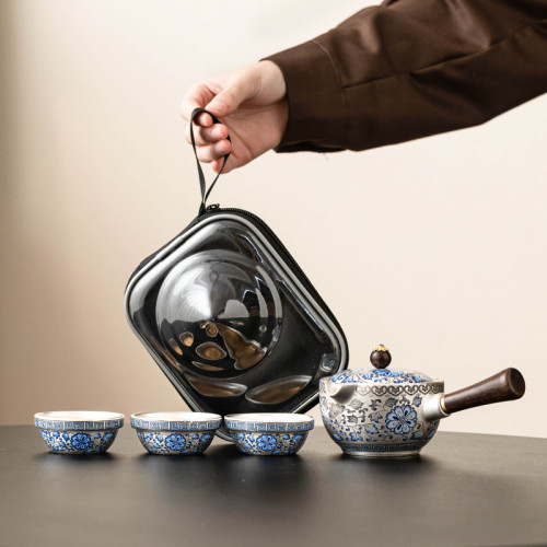 纏枝蓮999鎏銀旅行茶具套裝一壺三杯可攜式快客杯側把壺茶杯 纏枝蓮999鎏銀旅行茶具套裝一壺三杯可攜式快客杯側把壺茶杯