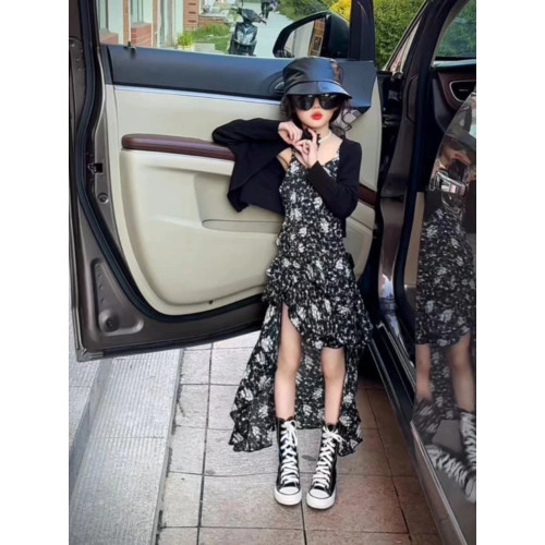ins潮辣妹碎花吊帶連衣裙女童夏季法式設計感小衆不規則雪紡長裙7