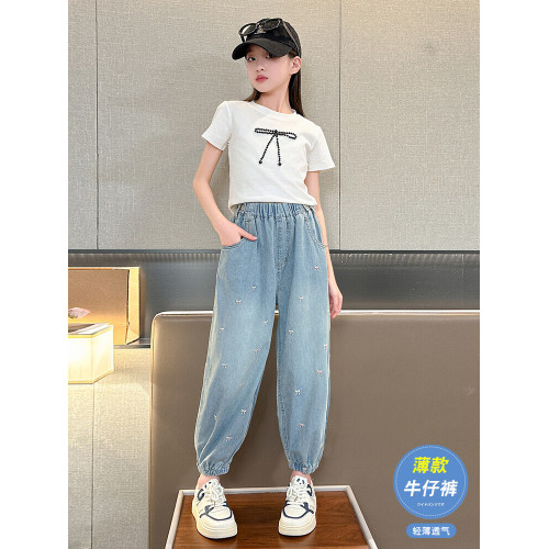 女童褲子春秋薄款2025夏裝女孩寬松束腳天絲防蚊褲兒童新款牛仔褲
