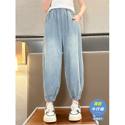 女童褲子春秋薄款2025夏裝女孩寬松束腳天絲防蚊褲兒童新款牛仔褲
