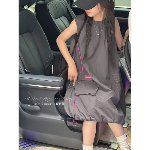 花苞式女童夏季工裝連衣裙2025新款兒童無袖裙子女孩背心裙A字裙
