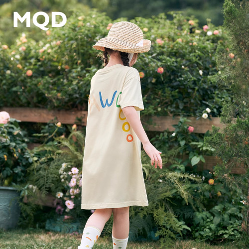 MQD童裝2025夏季新款兒童連衣裙夏裝女童學院風T恤裙寬松短袖裙