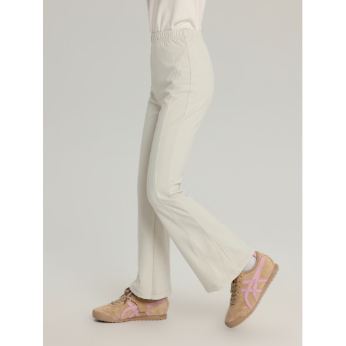 布丁哈魯童裝秋裝女童洋氣褲子2025春秋新款兒童雲感高彈微喇褲