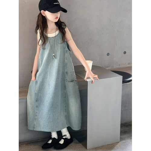 女童夏季無袖連衣裙2025新款洋氣大童女孩寬松夏款牛仔背心裙長裙