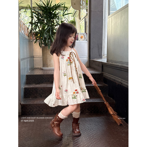 柒號童倉女童韓版碎花吊帶裙連衣裙夏裝新款森系寬鬆海邊裙子潮