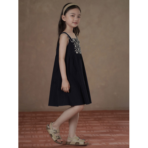 哈齒童裝兒童吊帶裙夏季新款重工中長裙女童藏青連衣裙親膚全棉