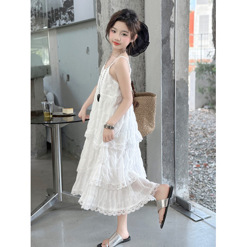 女童夏裝吊帶連衣裙2025新款大兒童白色蛋糕裙女孩海邊度假沙灘裙