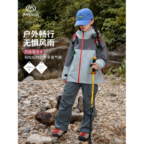半度閒女童三合一沖鋒衣洋氣秋冬裝25新款兒童冬季加厚抓絨衣兩件