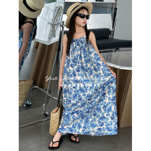 女童連衣裙夏季高級感2025新款洋氣碎花吊帶沙灘裙女大童韓系裙子