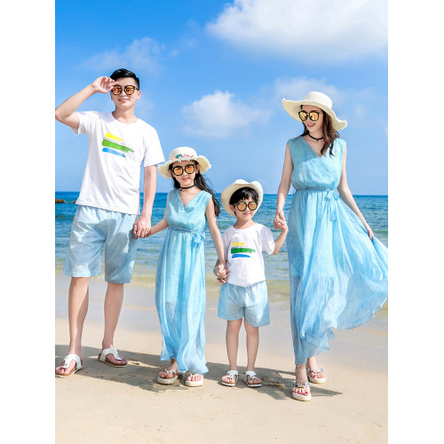 沙灘親子裝一家三四口夏季海邊度假母女裝波西米亞連衣裙父子套裝