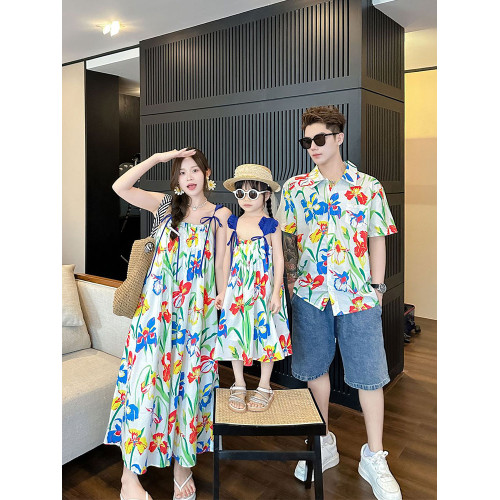2024新款親子裝夏季海邊度假花襯衫一家三口沙灘裝母女吊帶連衣裙