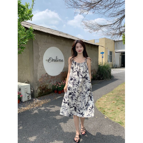 海邊度假親子裝一家三口夏季韓版襯衫水墨印花吊帶沙灘母女連衣裙