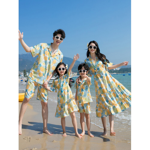 海邊度假親子裝一家三口時尚母女沙灘連衣裙海南三亞全家裝搭套裝