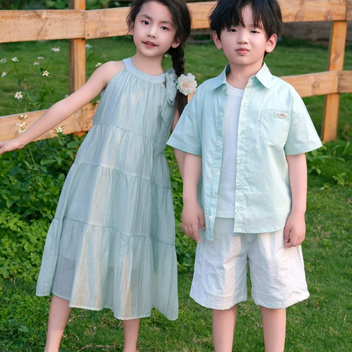 洋氣親子裝夏季2025新款一家三口父子襯衫母女連衣裙海邊度假旅遊